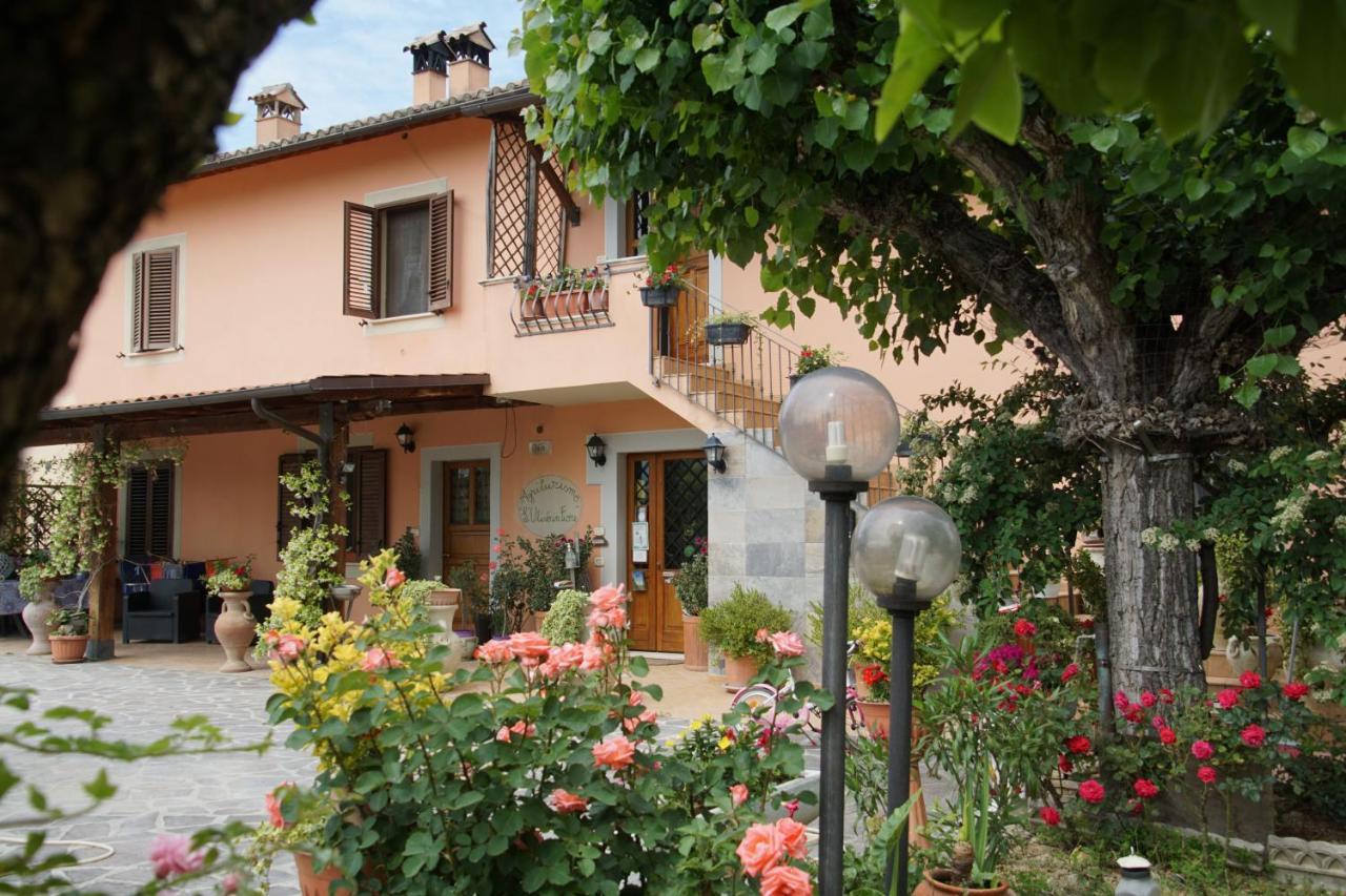 Agriturismo L'Ulivo In Fiore Spoleto Exteriör bild